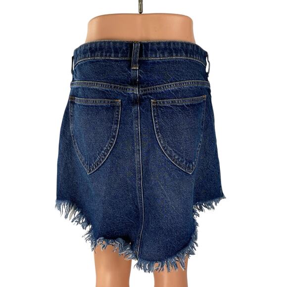 Free People We The Free Blue Frayed Raw Hem Pencil Denim Jean Skirt Size 28 - Picture 4 of 6